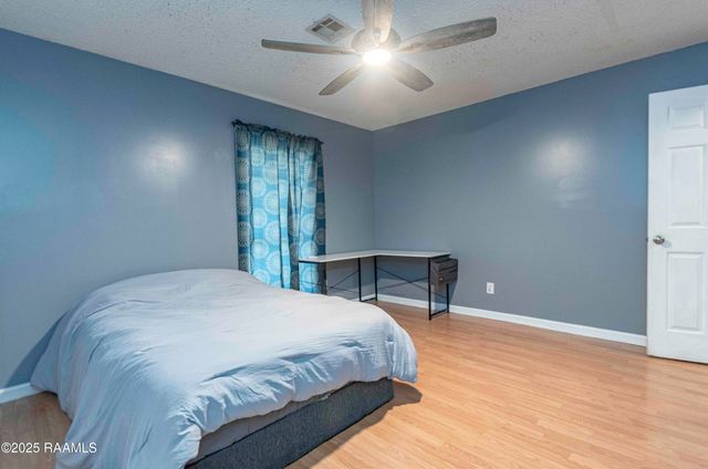 207 Sparrow Street, New Iberia, LA 70563