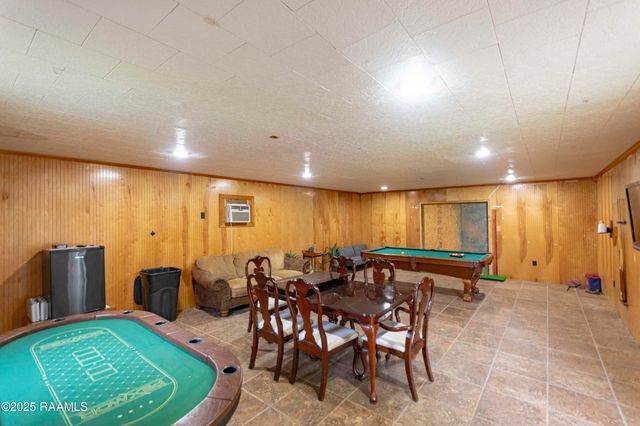 207 Sparrow Street, New Iberia, LA 70563