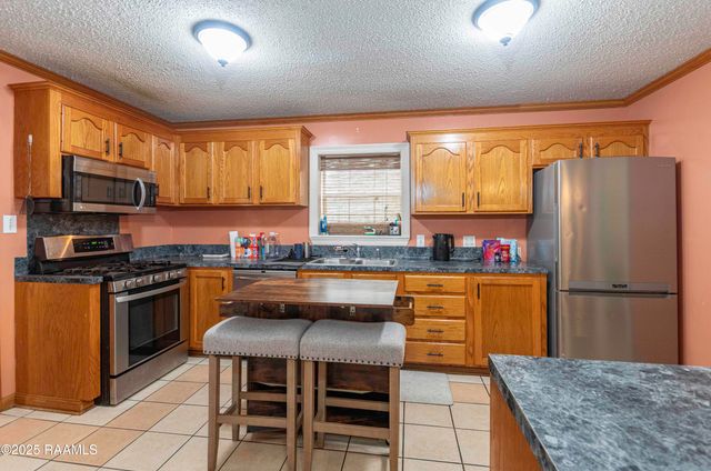 207 Sparrow Street, New Iberia, LA 70563