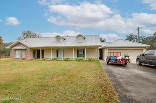 207 Sparrow Street, New Iberia, LA 70563
