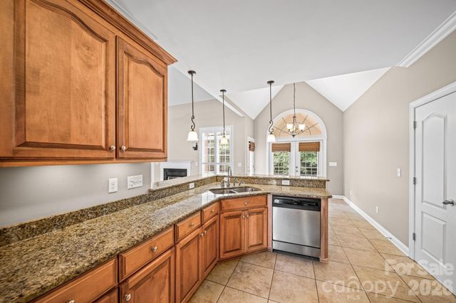 4709 Mcdade Lane, Gastonia, NC 28056