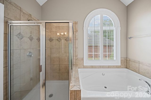 4709 Mcdade Lane, Gastonia, NC 28056