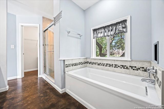 560 PR 1515, Bandera, TX 78003