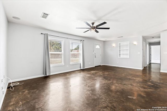 560 PR 1515, Bandera, TX 78003