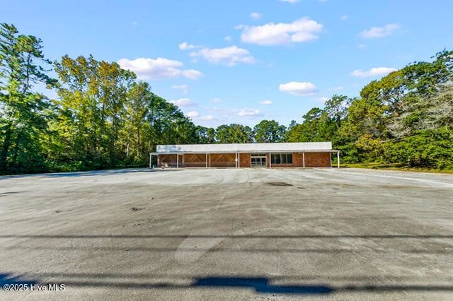 8434 Nc Highway 306 S, Arapahoe, NC 28510