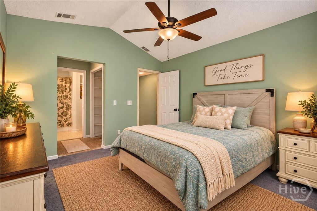 Image 17 of property listing at 524 Pointe South Drive, Savannah, GA 31410