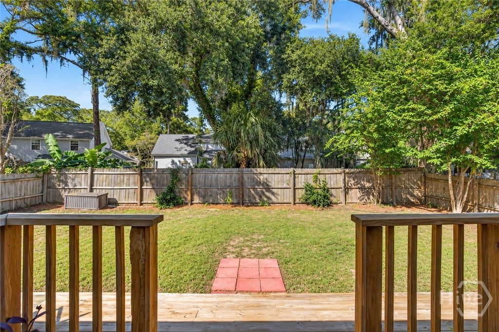 Image 25 of property listing at 524 Pointe South Drive, Savannah, GA 31410