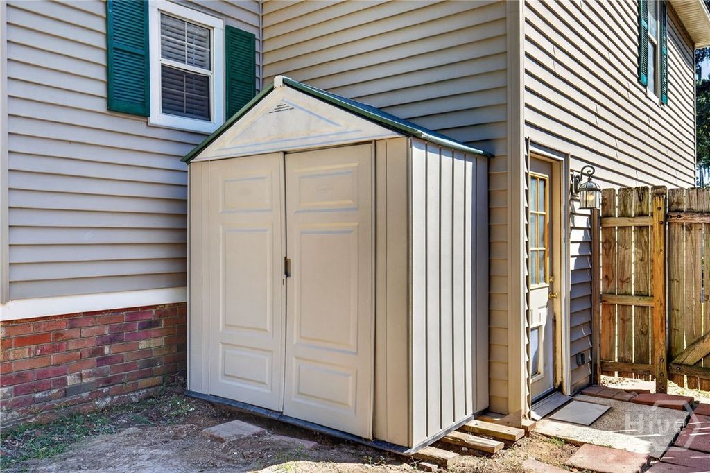 Image 26 of property listing at 524 Pointe South Drive, Savannah, GA 31410