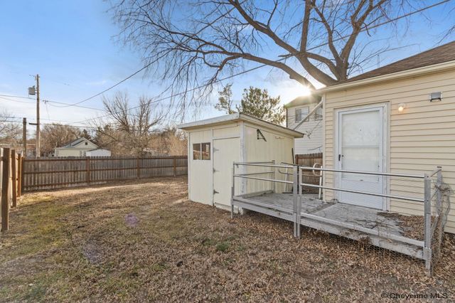515 E 3RD ST, Cheyenne, WY 82007