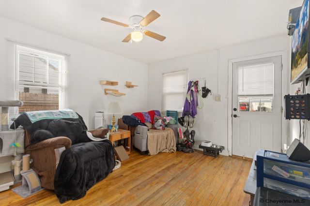 515 E 3RD ST, Cheyenne, WY 82007