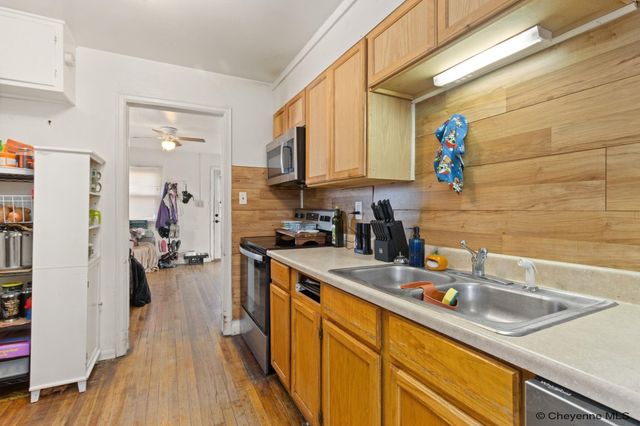 515 E 3RD ST, Cheyenne, WY 82007