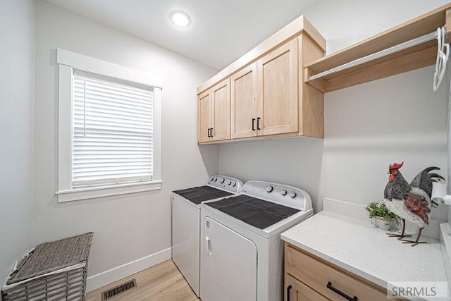 1596 N 845 E, Shelley, ID 83274