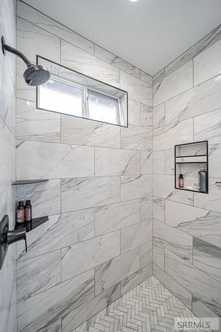 1596 N 845 E, Shelley, ID 83274