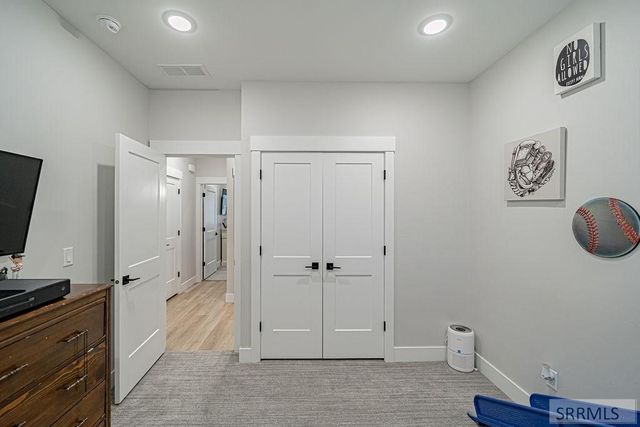 1596 N 845 E, Shelley, ID 83274