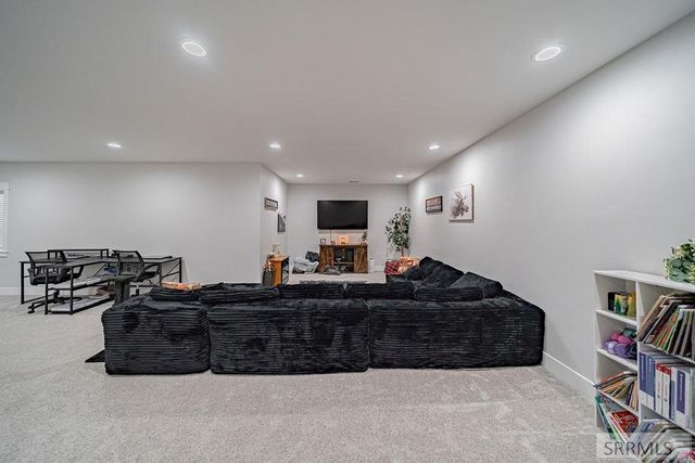 1596 N 845 E, Shelley, ID 83274