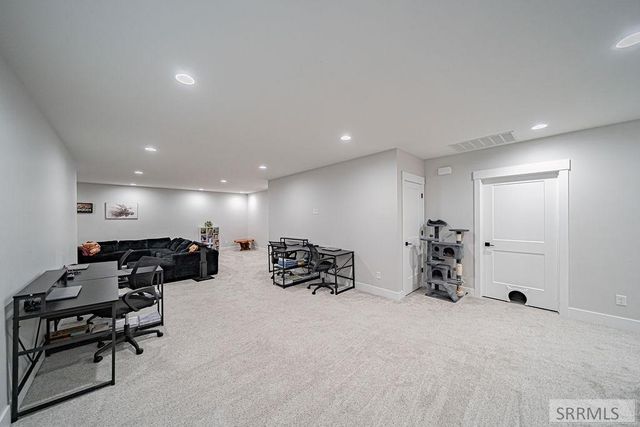 1596 N 845 E, Shelley, ID 83274