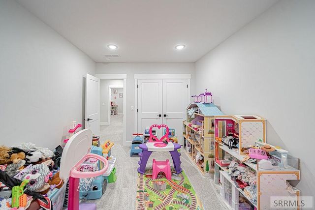 1596 N 845 E, Shelley, ID 83274