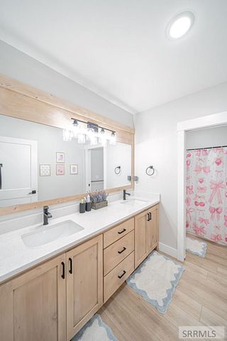 1596 N 845 E, Shelley, ID 83274