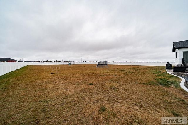 1596 N 845 E, Shelley, ID 83274