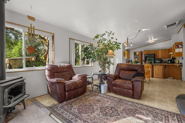 18080 Brincat Manor Road, Cottonwood, CA 96022