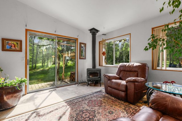 18080 Brincat Manor Road, Cottonwood, CA 96022