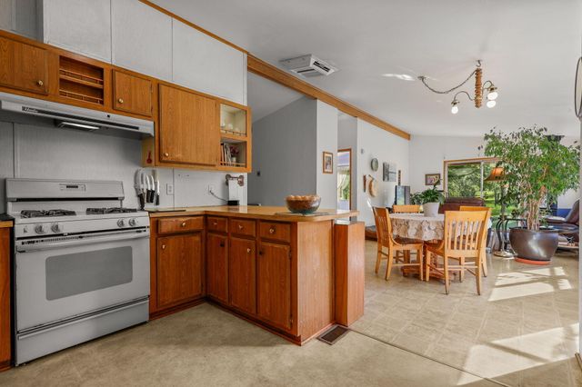 18080 Brincat Manor Road, Cottonwood, CA 96022