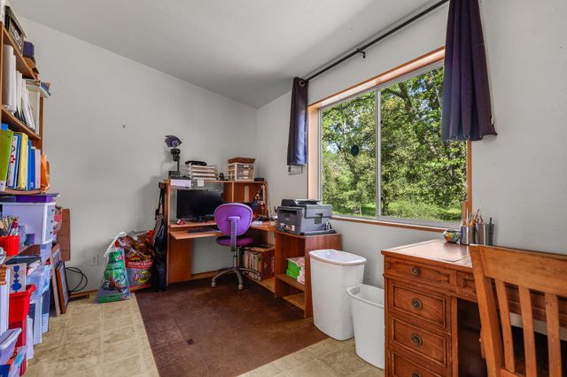 18080 Brincat Manor Road, Cottonwood, CA 96022