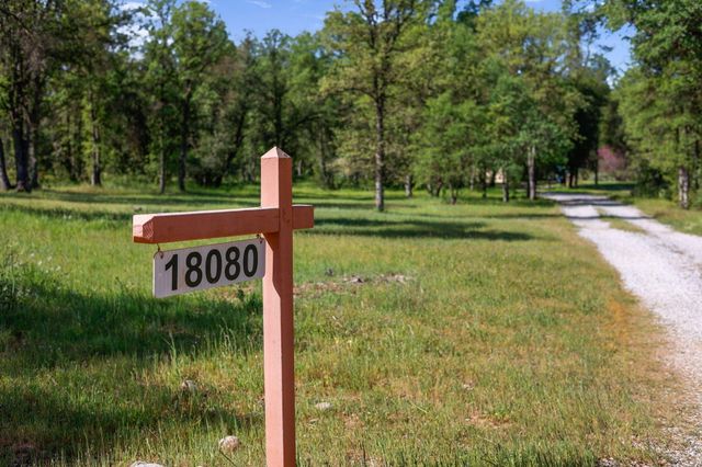 18080 Brincat Manor Road, Cottonwood, CA 96022