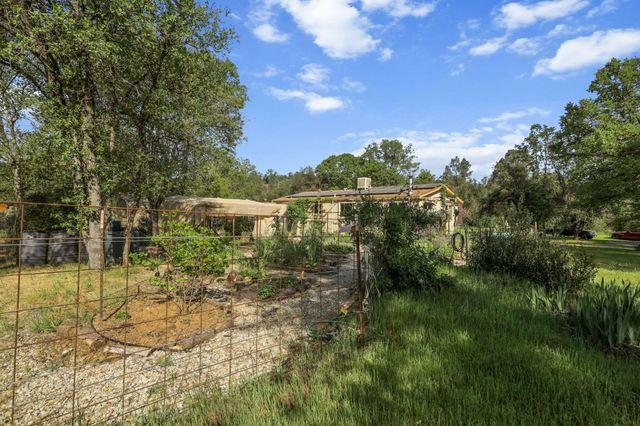 18080 Brincat Manor Road, Cottonwood, CA 96022