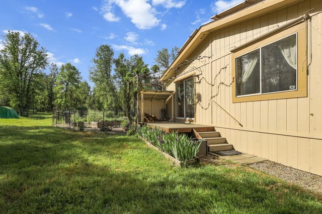 18080 Brincat Manor Road, Cottonwood, CA 96022