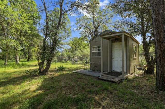 18080 Brincat Manor Road, Cottonwood, CA 96022