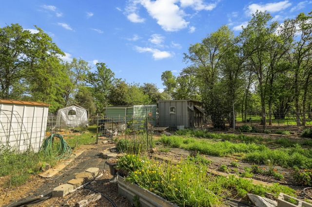 18080 Brincat Manor Road, Cottonwood, CA 96022