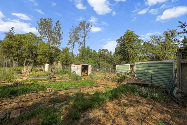 18080 Brincat Manor Road, Cottonwood, CA 96022