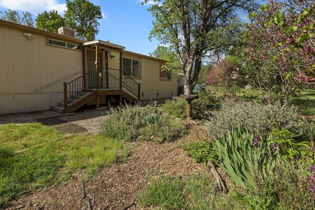18080 Brincat Manor Road, Cottonwood, CA 96022