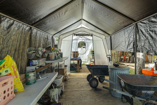 18080 Brincat Manor Road, Cottonwood, CA 96022