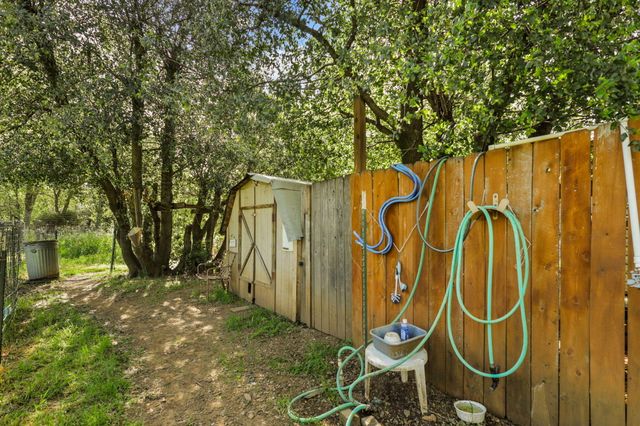 18080 Brincat Manor Road, Cottonwood, CA 96022