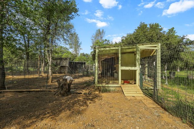 18080 Brincat Manor Road, Cottonwood, CA 96022