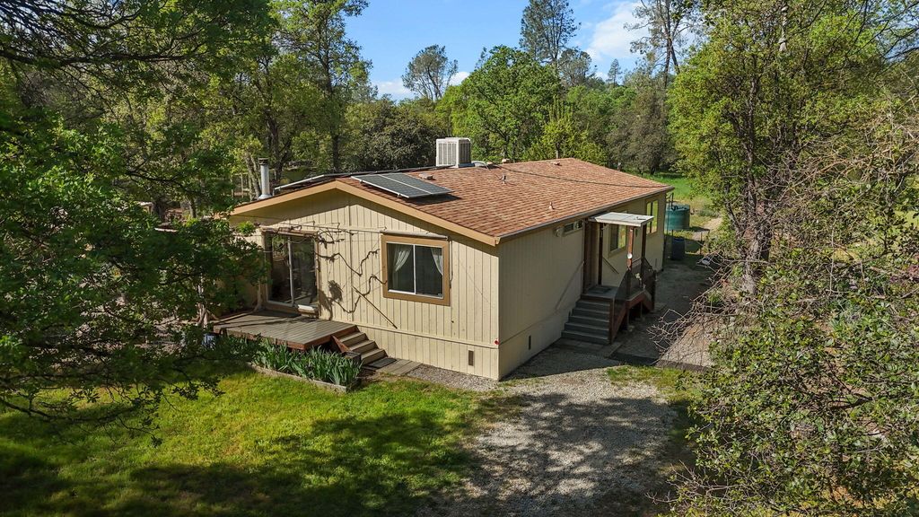 18080 Brincat Manor Road, Cottonwood, CA 96022