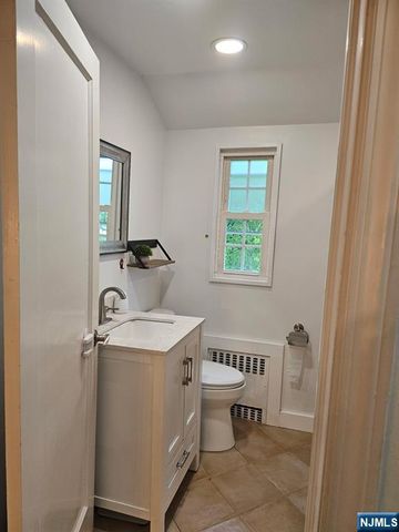 440 Bogert Road, River Edge, NJ 07661