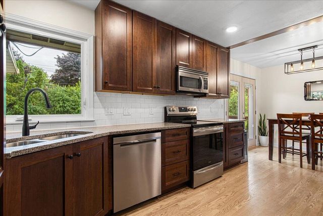 4505 N 133rd STREET, Brookfield, WI 53005