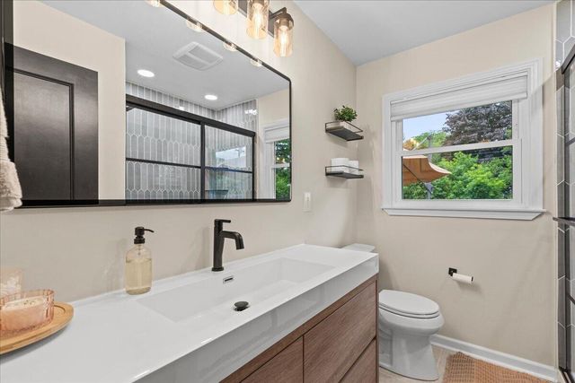 4505 N 133rd STREET, Brookfield, WI 53005