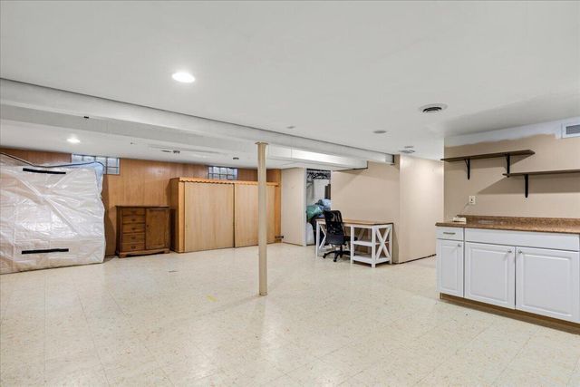 4505 N 133rd STREET, Brookfield, WI 53005