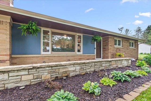 4505 N 133rd STREET, Brookfield, WI 53005