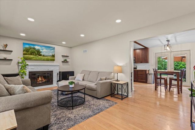 4505 N 133rd STREET, Brookfield, WI 53005
