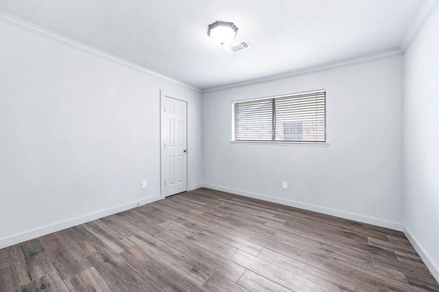 6030 Warm Springs Road, Houston, TX 77035