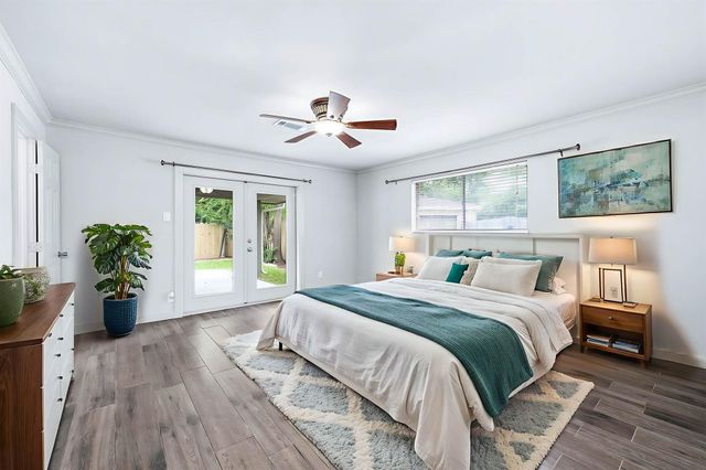 6030 Warm Springs Road, Houston, TX 77035