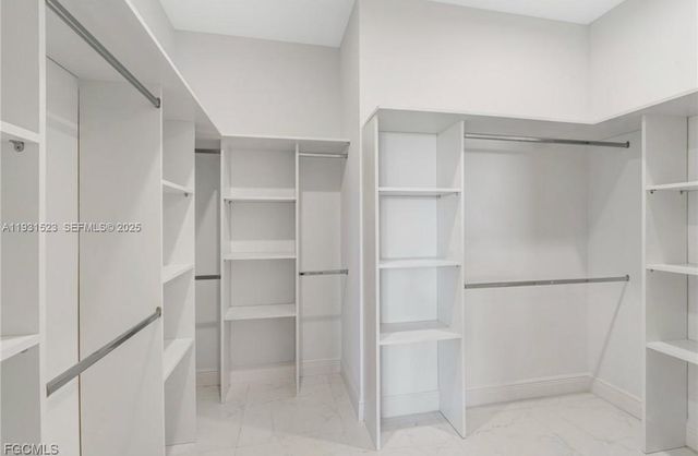 8106 OLIVE CT, La Belle, FL 33935