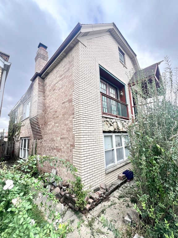 4256 N Meade Avenue, Chicago, IL 60634 — photo 4