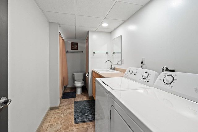 812 KAY KOURT, Neenah, WI 54952