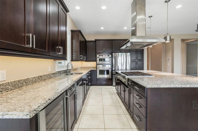 290 SILVER MAPLE ROAD, Groveland, FL 34736